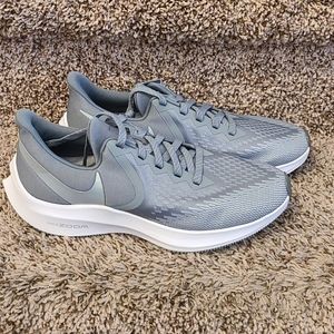 Nike Zoom Tennis Shoes